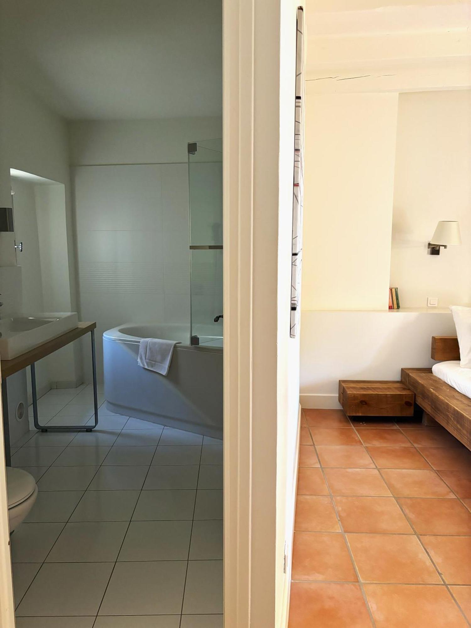 Hotel Restaurant Clos Des Sullys Montclus  Luaran gambar